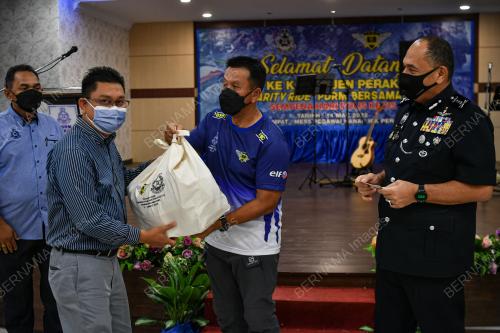 DATUK HAZANI GHAZALI
