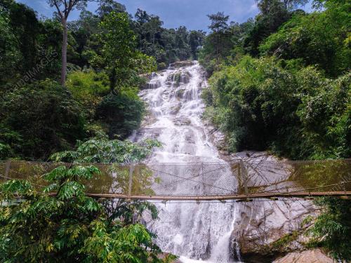 AIR TERJUN LATA KINJANG