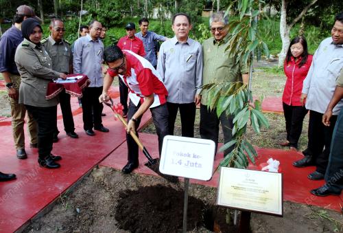PK05_11102018_HARI_HUTAN