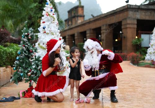 TINJAUAN PERSIAPAN HARI KRISMAS