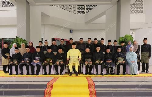 SULTAN PERAK SULTAN NAZRIN SHAH