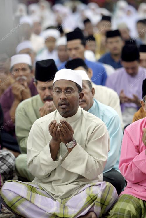 ZAMBRY ABDUL KADIR