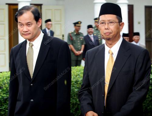 MOHD NIZAR JAMALUDDIN