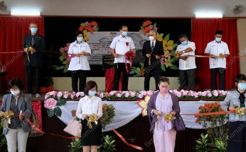 DATUK DR MAH HANG SOON