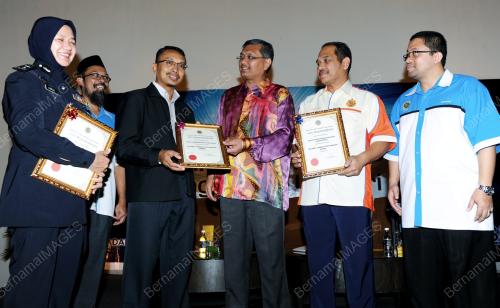 PK05_12122014_PTPTN