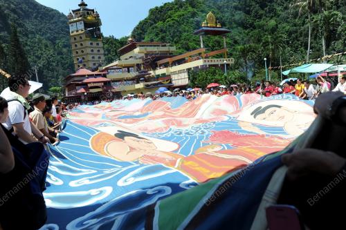 PK05_13052014_WESAK