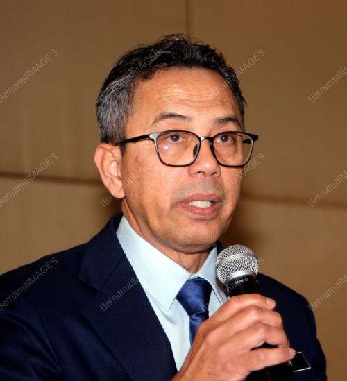 MOHAMAD FAUZI MAHSON