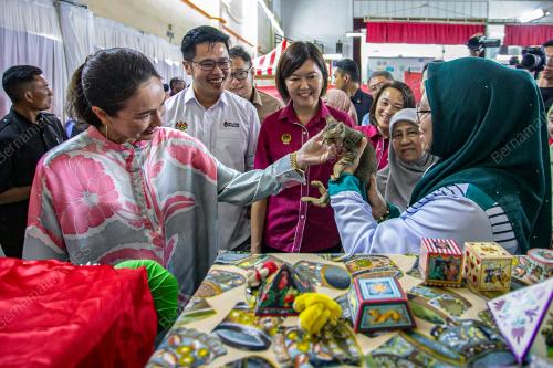 TUANKU ZARA SALIM