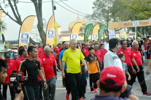 PK05_13112016_LARIAN