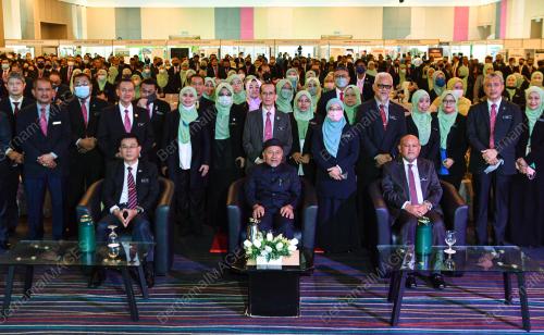 DATUK SERI TUAN IBRAHIM TUAN MAN