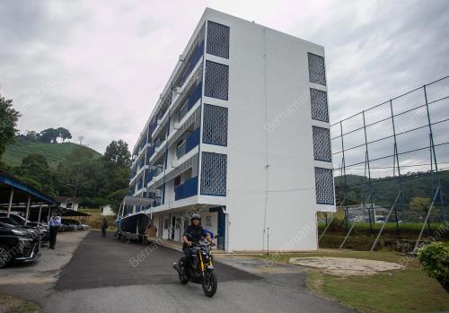 KUARTERS BALAI POLIS LENGGONG