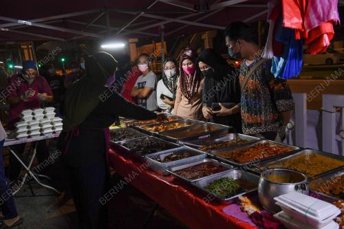 NASI LEMAK BERATUR DI IPOH
