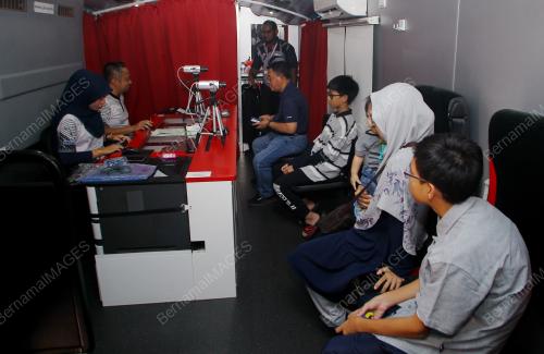 PERKHIDMATAN PERMOHONAN KAD PENGENALAN JPN