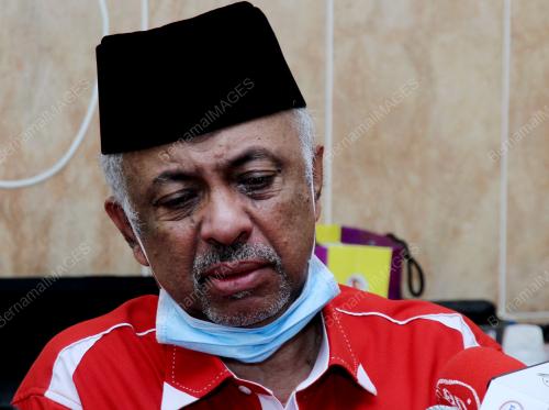 MAIWP SAMPAI BANTUAN KEPADA BAPA ENDANG HYDER