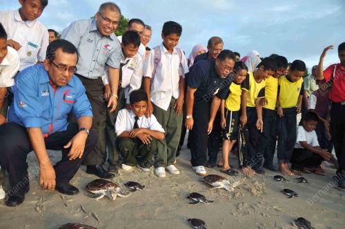 DATUK WIRA MOHD JOHARI BAHARUM