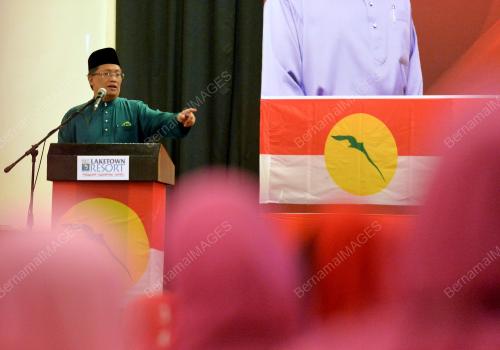 PK05_17092016_UMNO