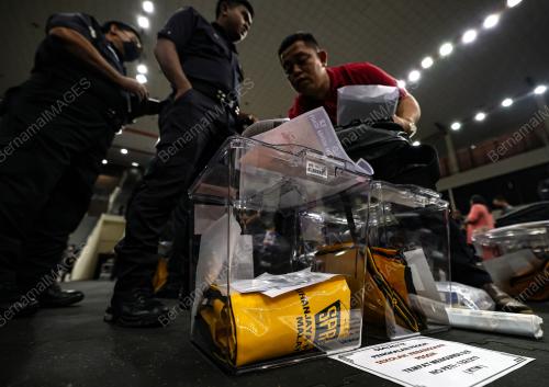 TINJAUAN PUSAT PENJUMLAHAN RASMI UNDI