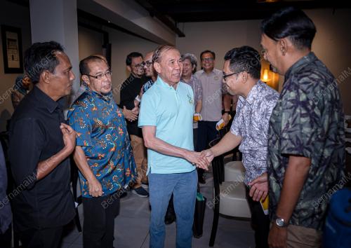 TAN SRI ANNUAR ZAINI