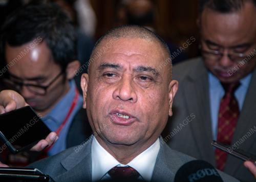 DATUK SERI SAARANI MOHAMAD