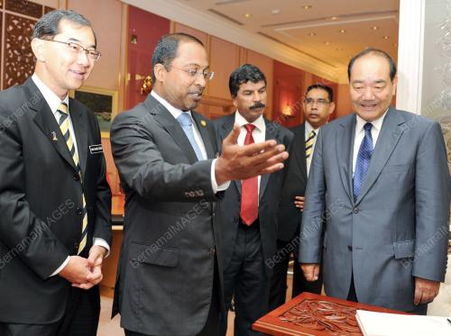 DATUK SERI DR. ZAMBRY ABD KADIR