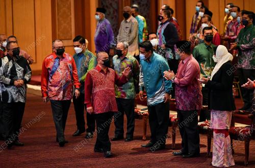 DATUK SERI SAARANI MOHAMAD