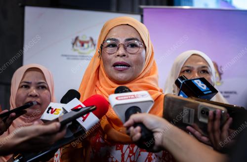 DATUK SERI DR NORAINI AHMAD