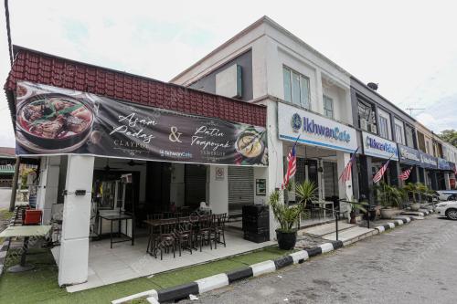 GLOBAL IKHWAN SERVICES AND BUSINESS HOLDINGS