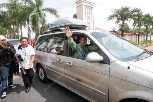 MOHAMMAD NIZAR JAMALUDDIN