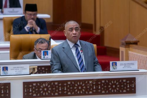 DATUK SERI SAARANI MOHAMAD