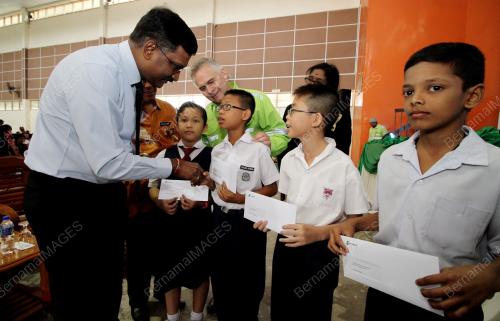 PK05_22092016_PELAJAR