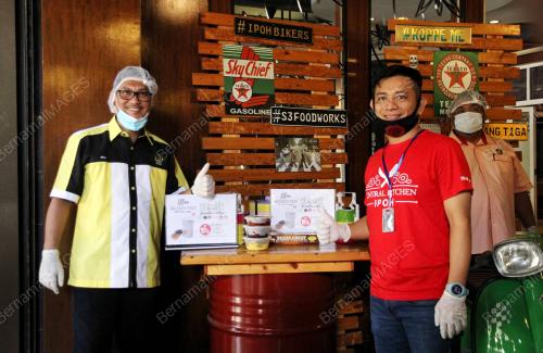 DATUK SERI AHMAD FAIZAL AZUMU