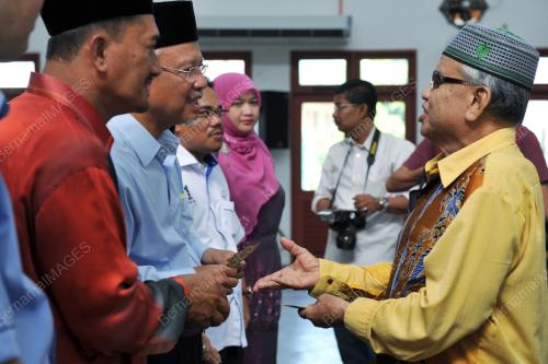 PK05_23092012_HUSNI