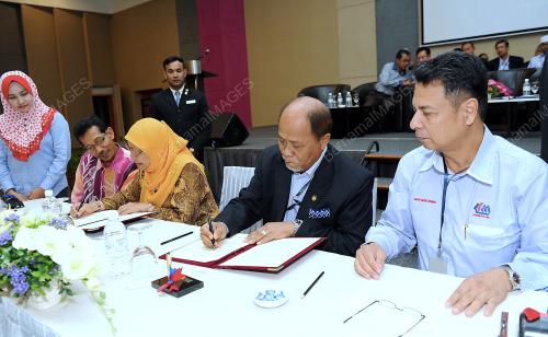 PK05_24042014_MOU_PKMM