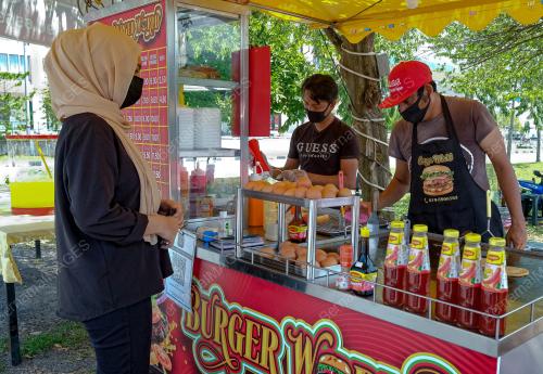 BURGER BUKAN LAGI MAKANAN MALAM
