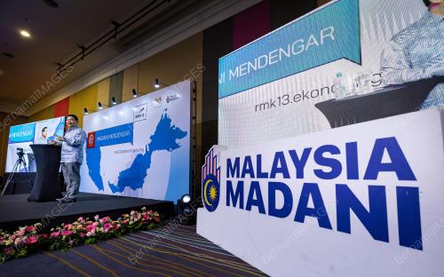 RAFIZI RAMLI