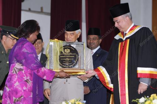 SULTAN PERAK
