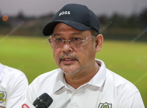 DATUK MOHD AZHAR JAMLUDDIN