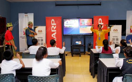DATUK DR MAH HANG SOON