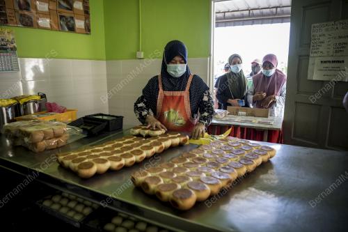 KILANG ROTI MOKHTAR