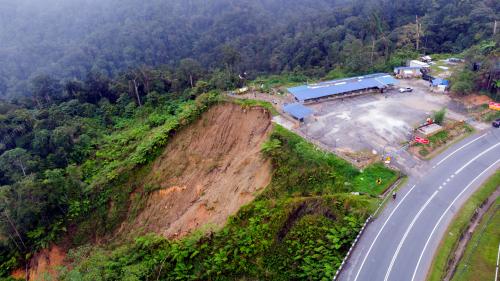TINJAUAN KEADAAN TANAH RUNTUH