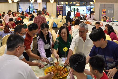 TINJAUAN SEMPENA SAMBUTAN TAHUN BARU CINA