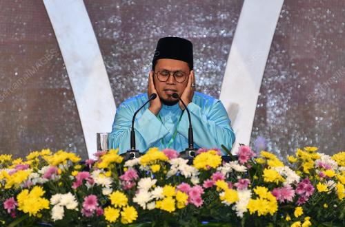 MOHD KAMARUZAMAN DAUD