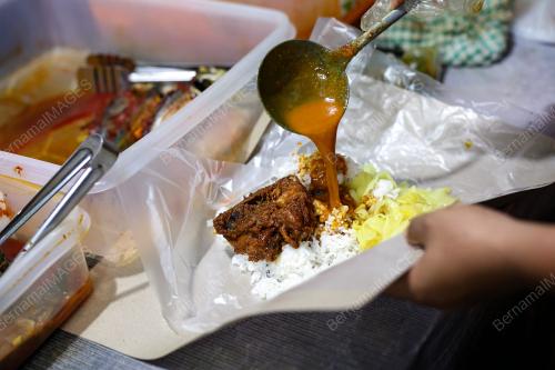 NASI KUKUS TONG KAYU