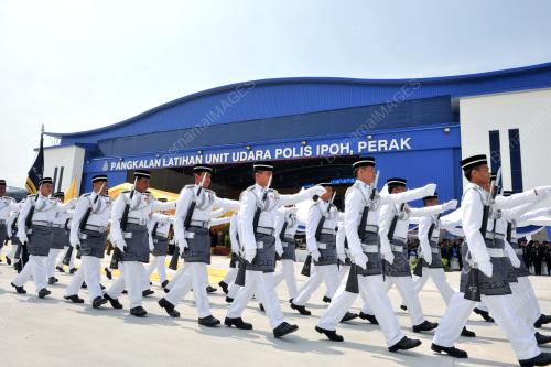 SULTAN AZLAN SHAH