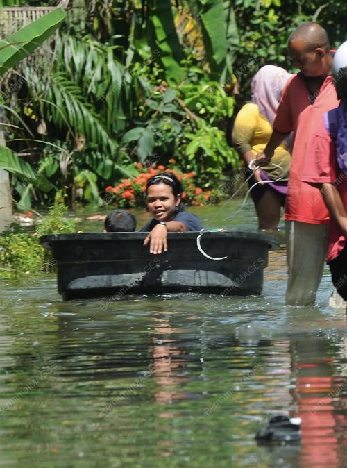 PK05_28112014_BANJIR