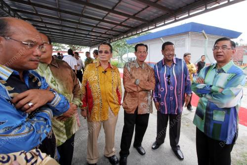 TAJOL ROSLI GHAZALI