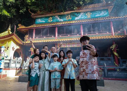 TAHUN BAHARU CINA