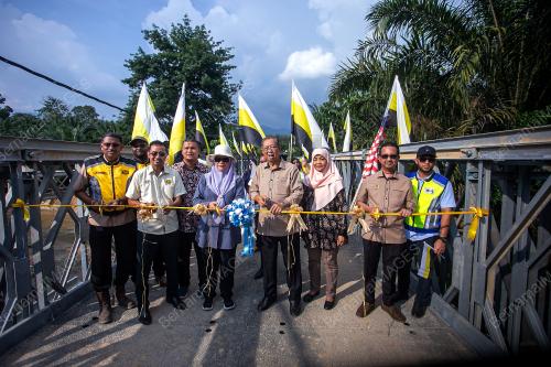 DATUK SERI MOHAMMAD NIZAR JAMALUDDIN