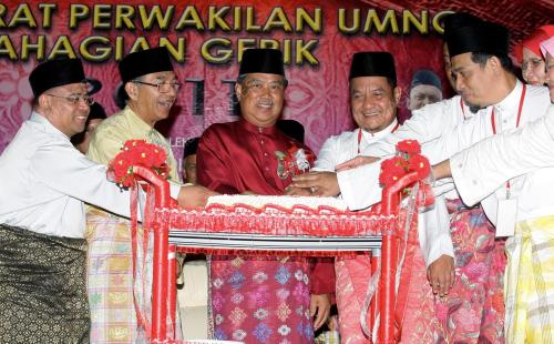 TAN SRI MUHYIDDIN YASSIN