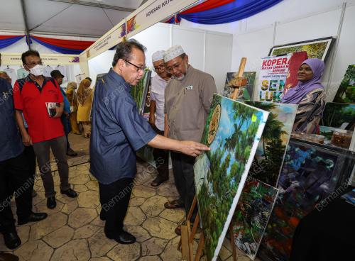 DATUK SERI ABDUL FATTAH ABDULLAH